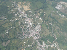 Vista aérea del poblado de Gaspar Hernández tomada a 14 mil pies de altura por Nino Arias