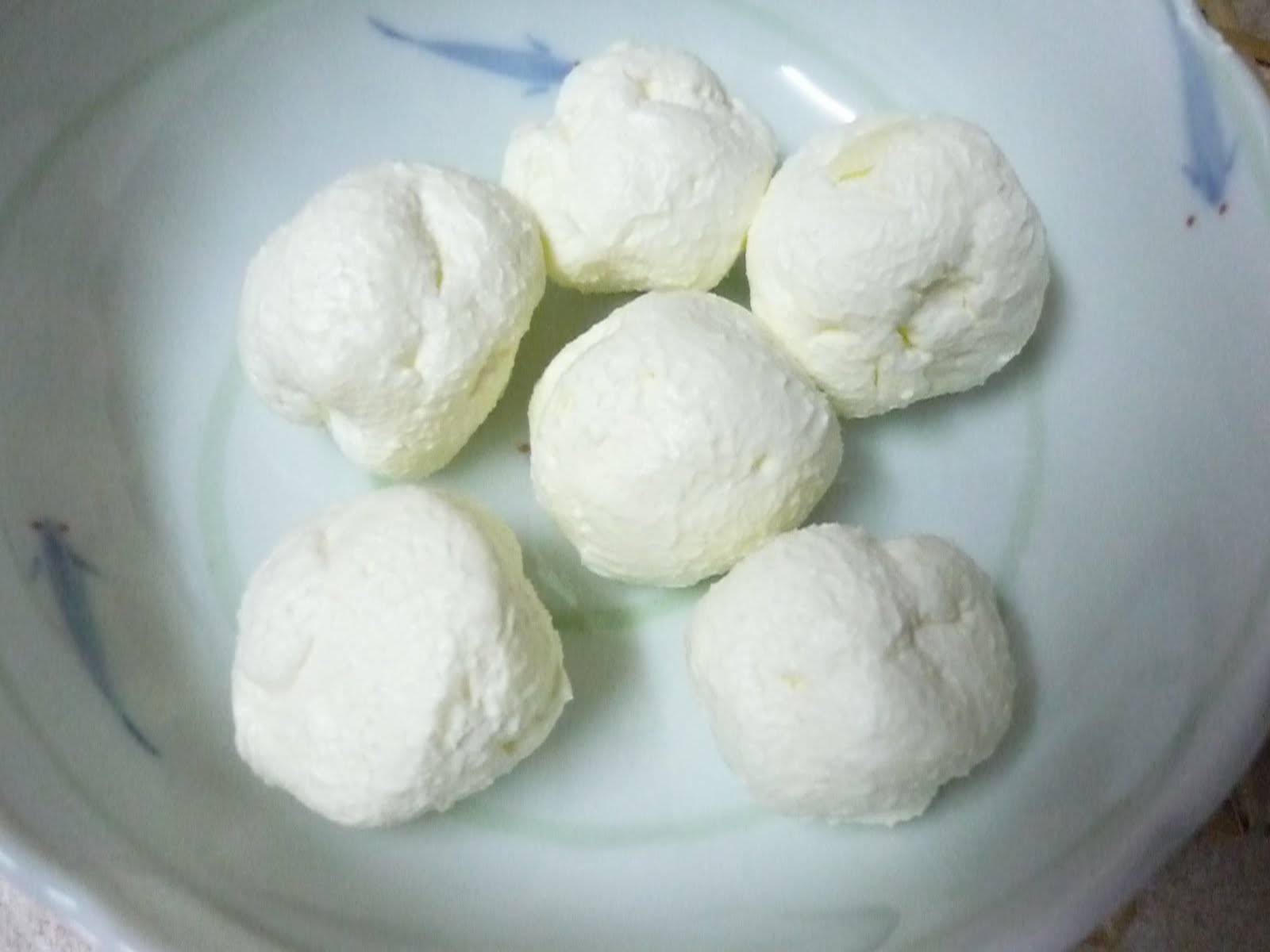 StyleListRoom....... Yogurt Cheese Balls In Olive Oil Labne Recipe