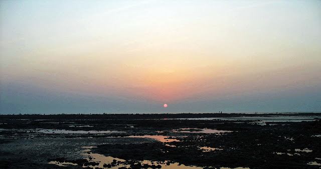 Daman beach sunset