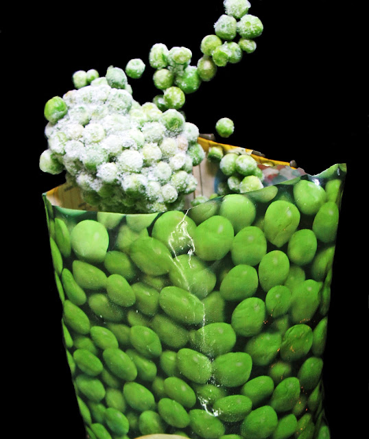 frozen peas in plastic pack