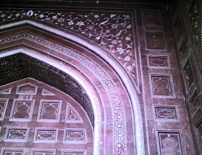 plant motifs on Taj doorway