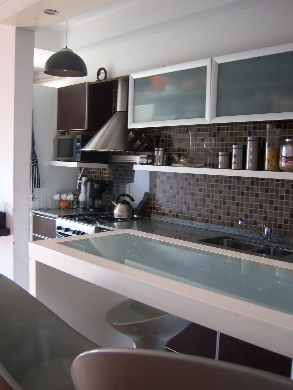 Creando espacios interiores...