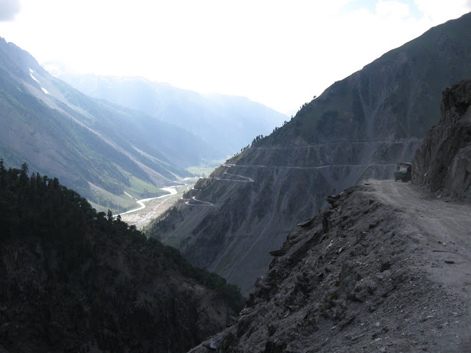 Heading up to Zoji La