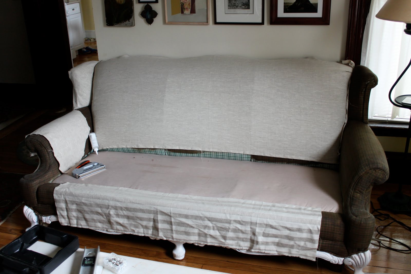 Tiptoethrough DIY Sofa Upgrade, on the cheap