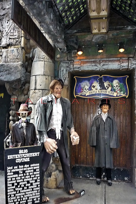 Jekyl And Hyde Restaurant, 7th Ave