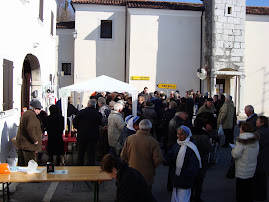 SIGNORA...SCUSI...VA BENE CHE SIAMO IN RITARDO MA....
