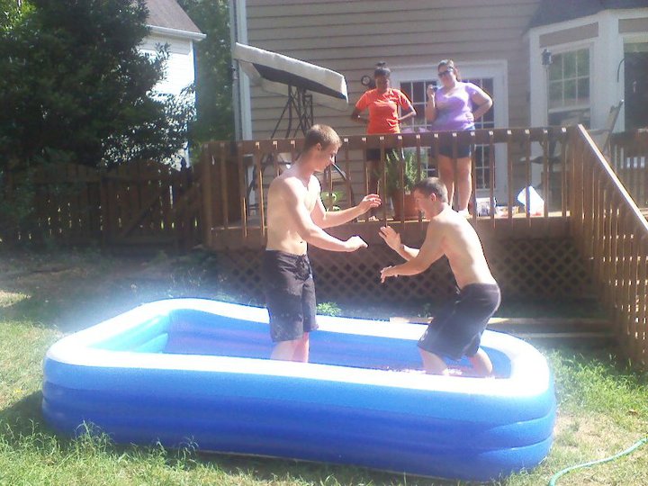The Ultamate Summer To Do List! 15. Jello Wrestle in a Kiddie Pool