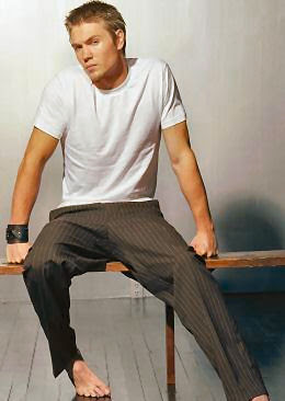 Will Poulter Shoe Size Will Poulter Shoe Size