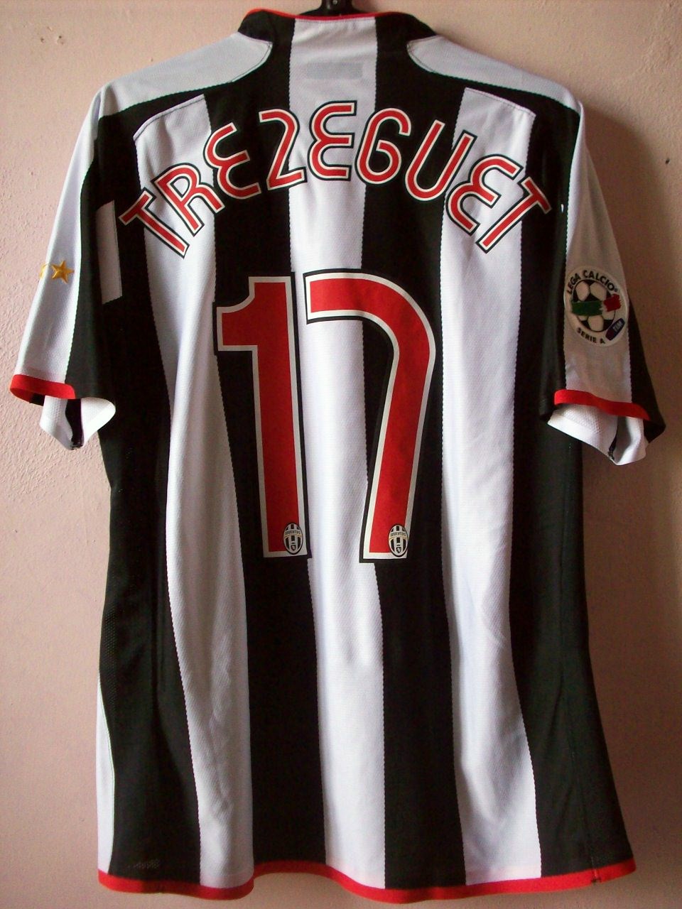 La prima raccolta fotografica di maglie "match worn" di squadre ...