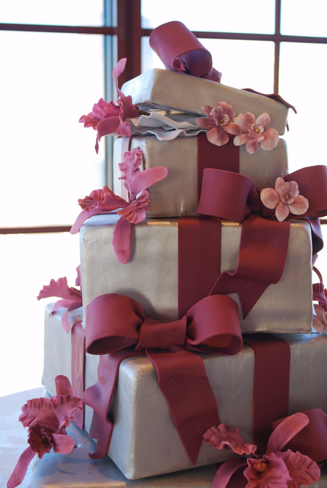 The Beehive Silver and Burgundy Gift Package Cake