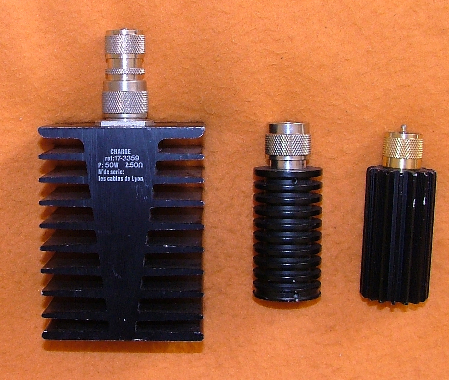 Tony Allen EI4DIB, (Drogheda,Ireland).: Simple Test Equipment.