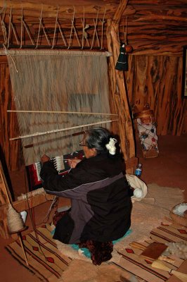 [Navajo_weaving.jpg]