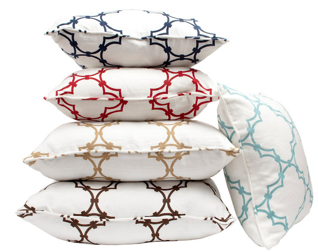 Five Nbaynadamas Quatrefoil pillows