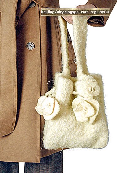 [knitting+felting+bag.jpg]