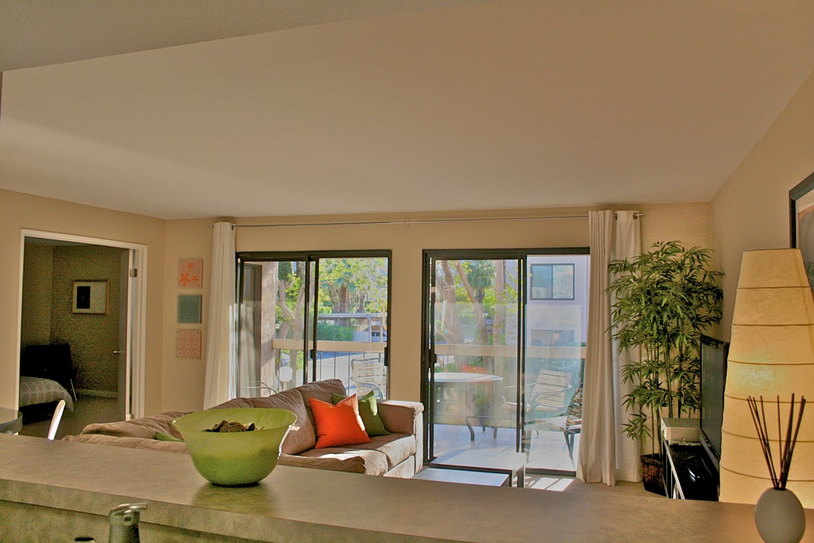 Palm Springs condos for Sale Riviera Gardens 2010