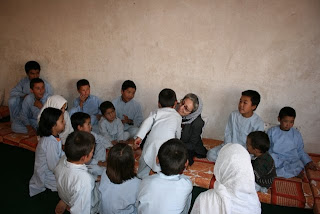 داکتر و اولاد هایش؛