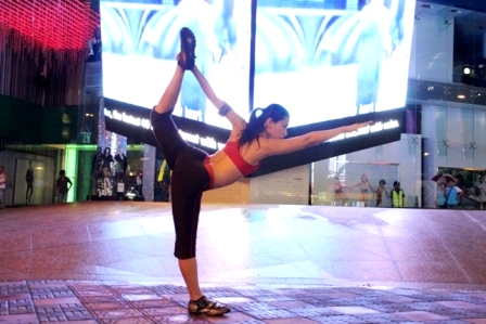 STREET YOGA @ BINTANG WALK