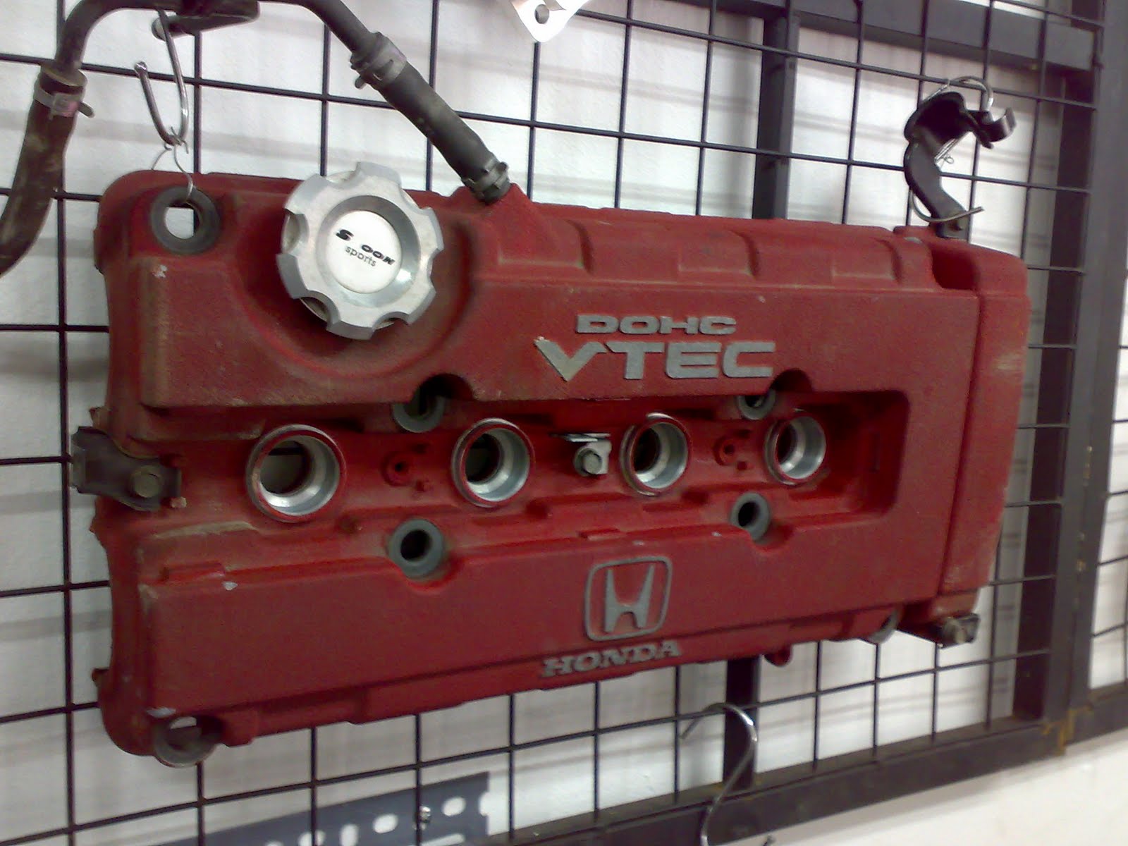 YIK Autoparts & Performance TYPER B SERIES ENGINE HEAD COVER