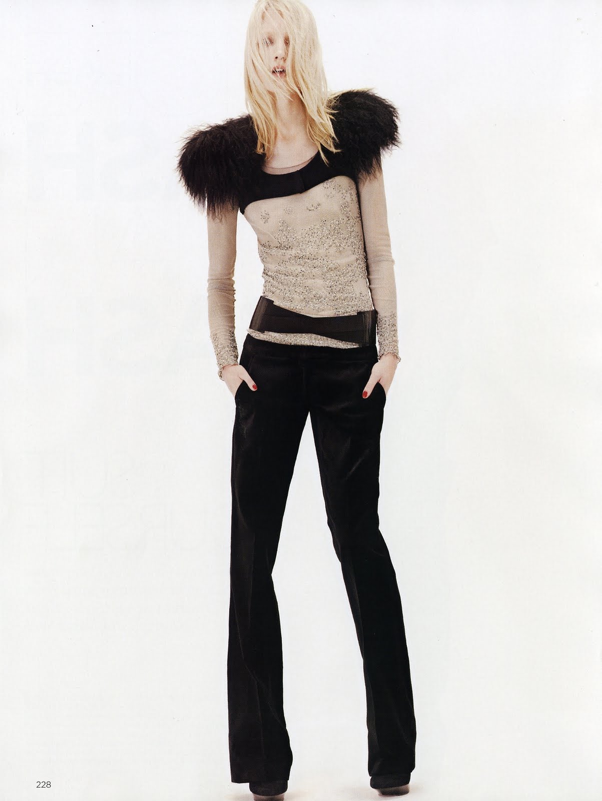The Dutch Models Melissa Tammerijn voor de UK Vogue.