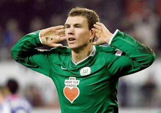 Edin Dzeko Striker VfL Wolfsburg