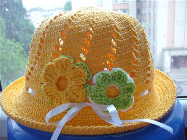 قبعات اطفال بالكروشيه