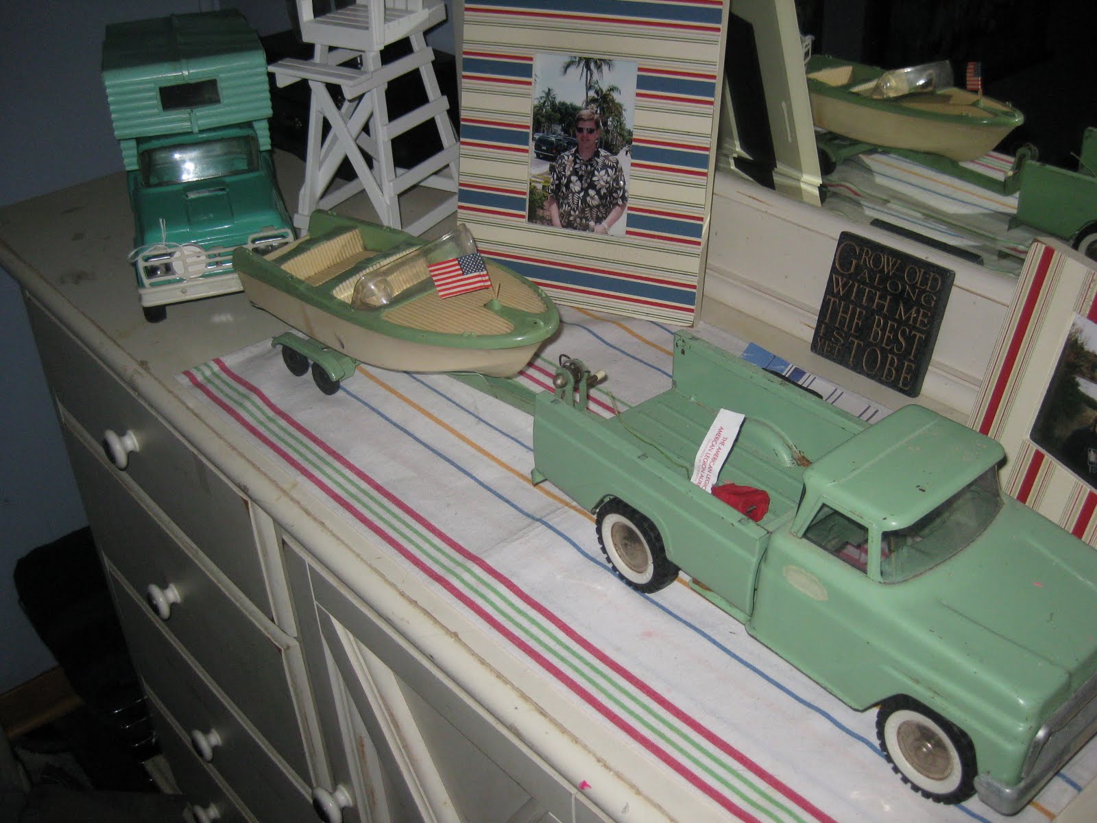 Nancy's Vintage Trailers Toy Campers, Trucks and Boats...