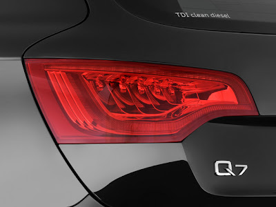 Audi Q7 2010 Wallpaper. Audi Q7 TDI quattro Premium 2010 Specifications, Wallpapers, Stills and Features With Reviews