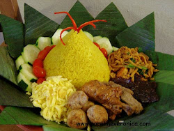 NASI KUNING LENGKAP