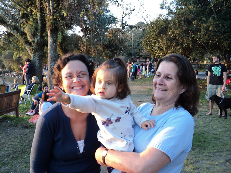 Com a vovó e a biza