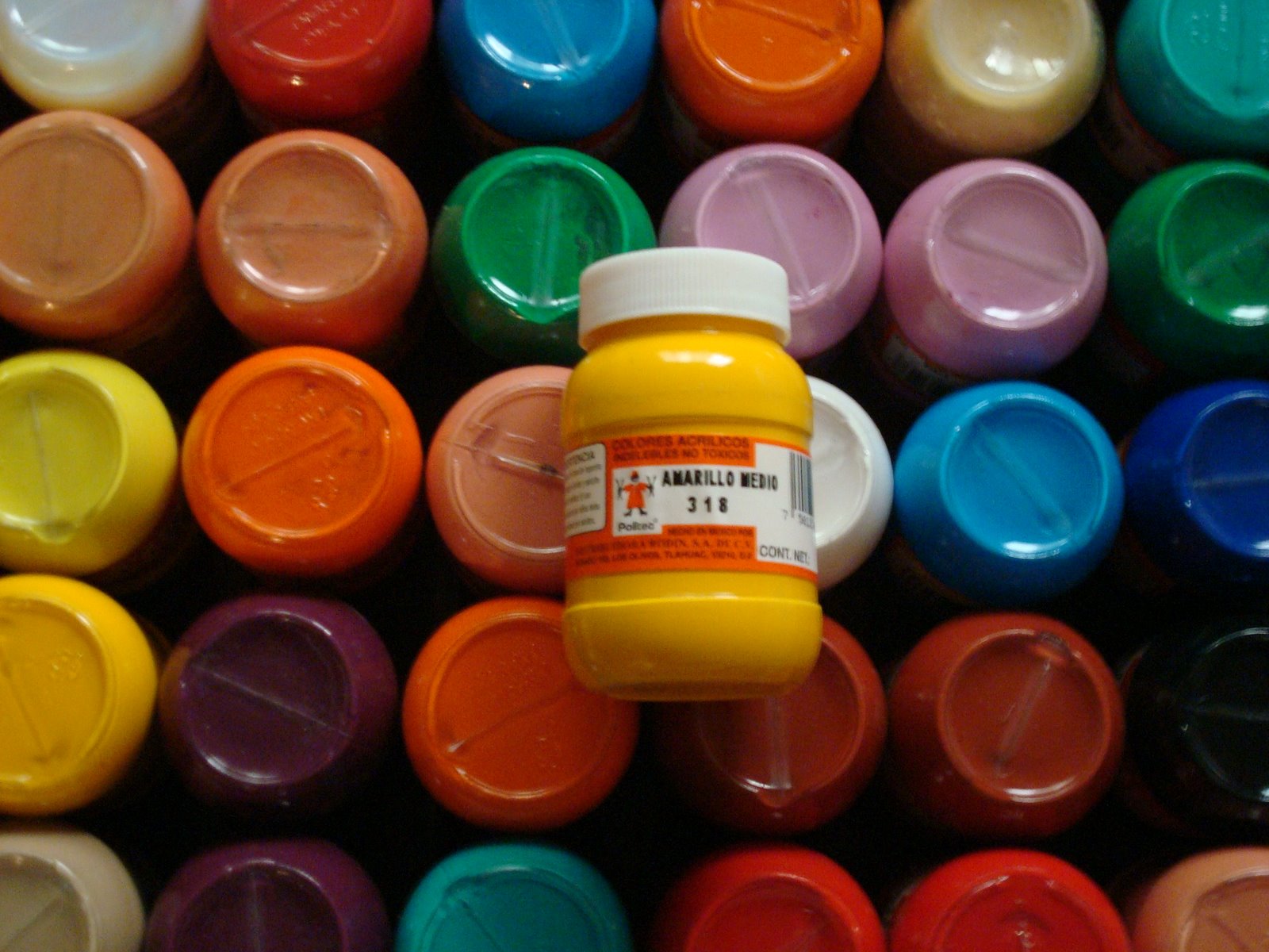 PUNTO AUREO S.A. DE C.V. ACRILICO POLITEC DE 100 ML.