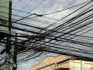 electric wiring in La Ceiba, Honduras