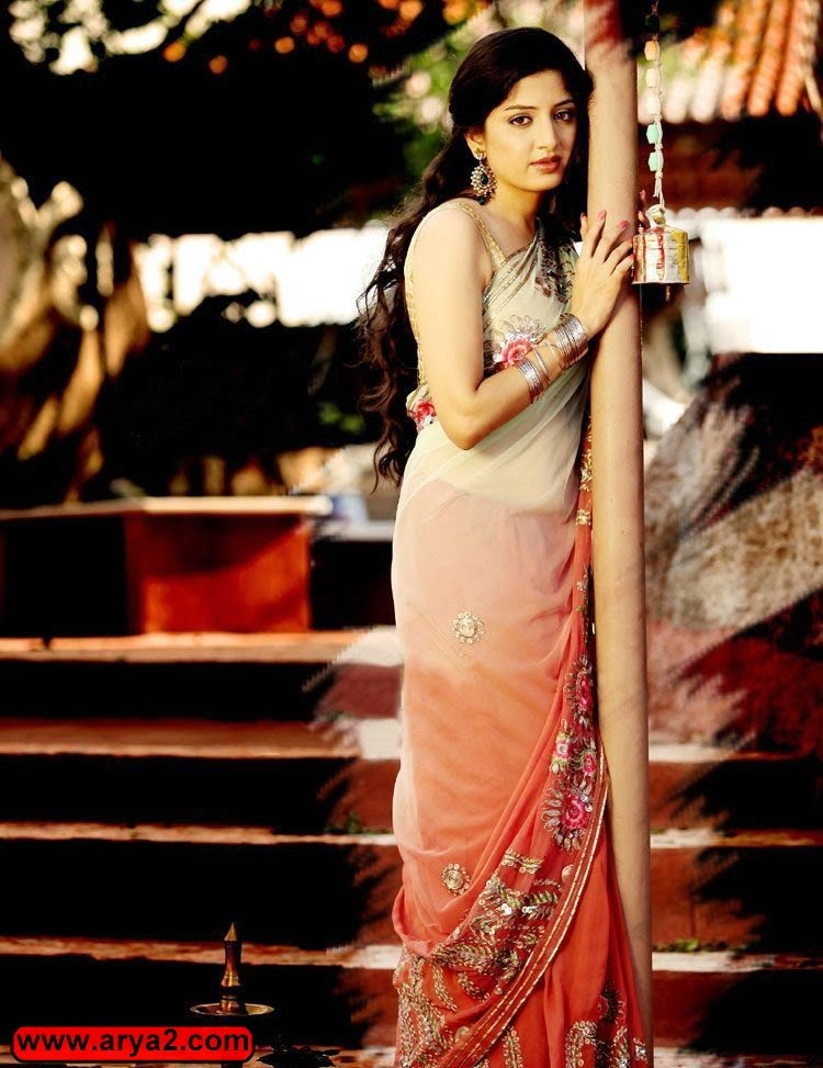 Poonam%2BKaur4.jpg