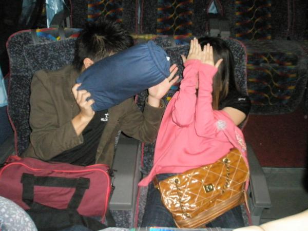 家毅— 不可告人的密秘 《SECRECT〉