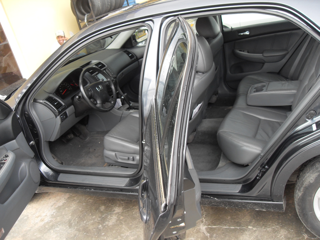 Reyes Auto Import: Honda Accord 2005 FULL Precio: RD 530,000