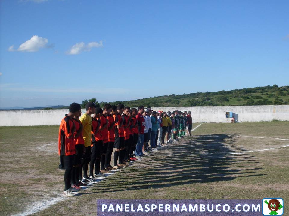 [Torneio+de+Futebol+em+Cruzes-PE+01.JPG]