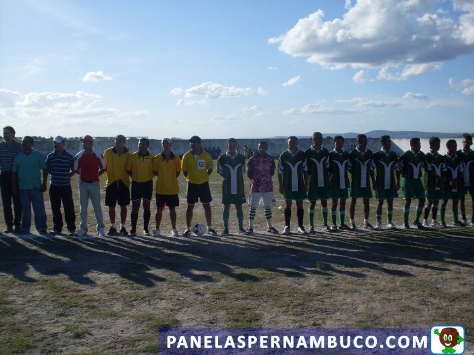 [Torneio+de+Futebol+em+Cruzes-PE+03.JPG]