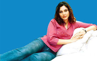 Lisa Ray, Lisa Ray movies, Lisa Ray photos, Lisa Ray pictures