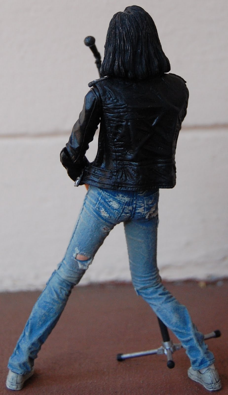 joey ramone figure