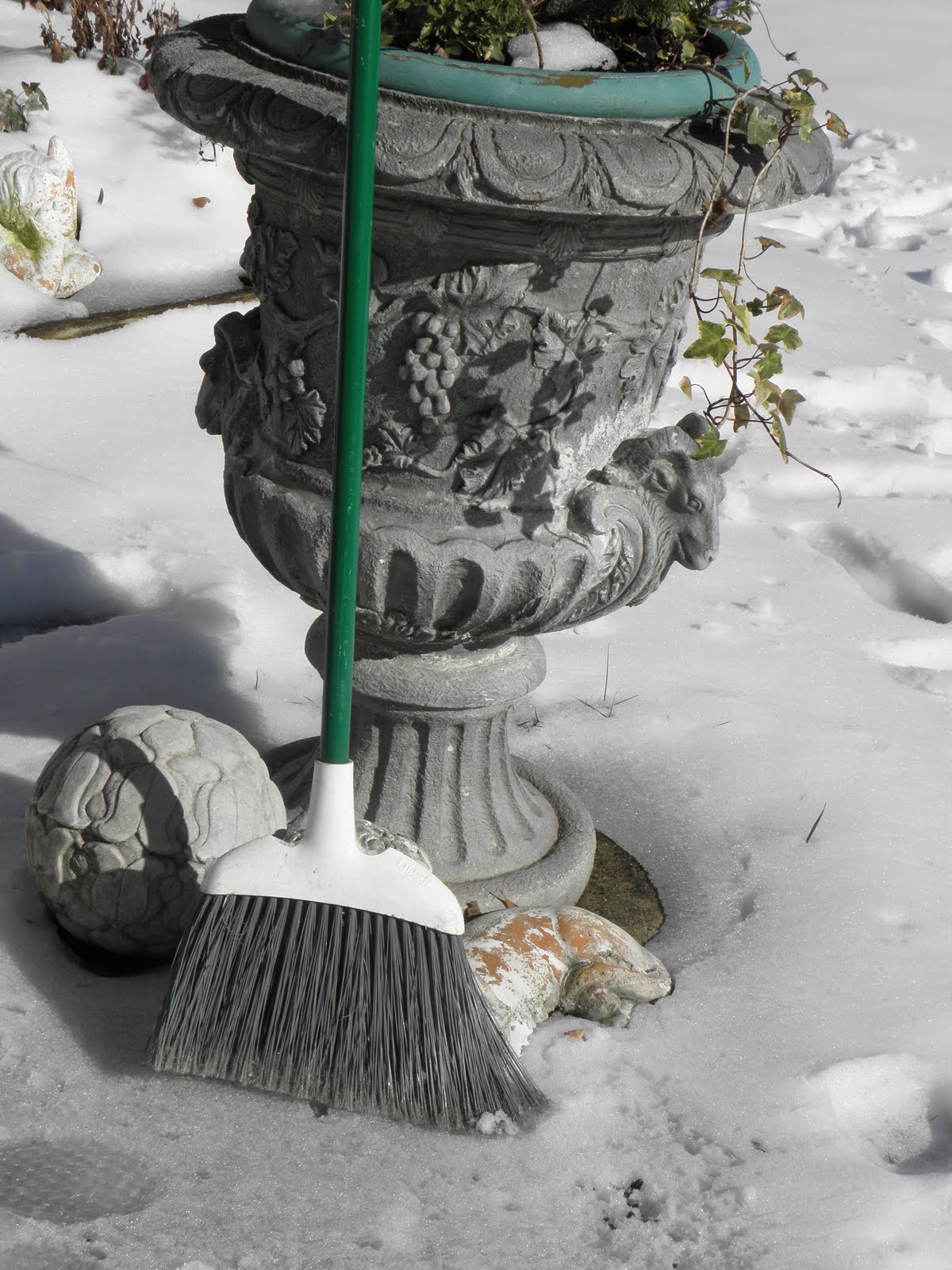 [2009_12_08+036.jpg]