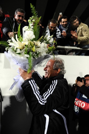 [B_780050c7a1e0f313a70552d3e5bd5ce2.jpg]