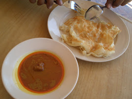 Breakfast /Tea : Crunchy Roti Canai served with Gulai Padang