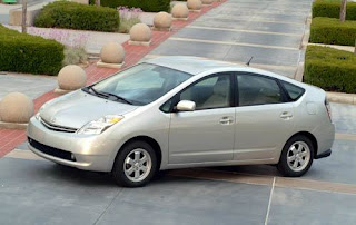 Auto elettriche Toyota: la Prius sarà l'apripista di una nuova famiglia elettrica?