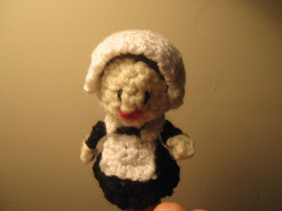 Almost Unschoolers: Crochet Pilgrim Wife Finger Puppet Pattern