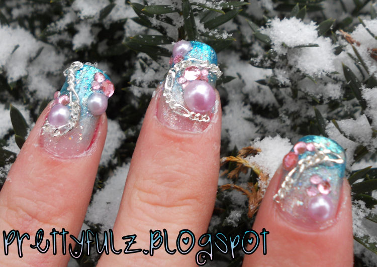 pink winter nail design