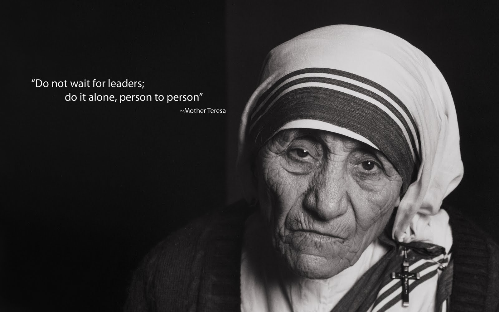 Real Life Incidents: Mother Teresa's Rosary Heals Sick People