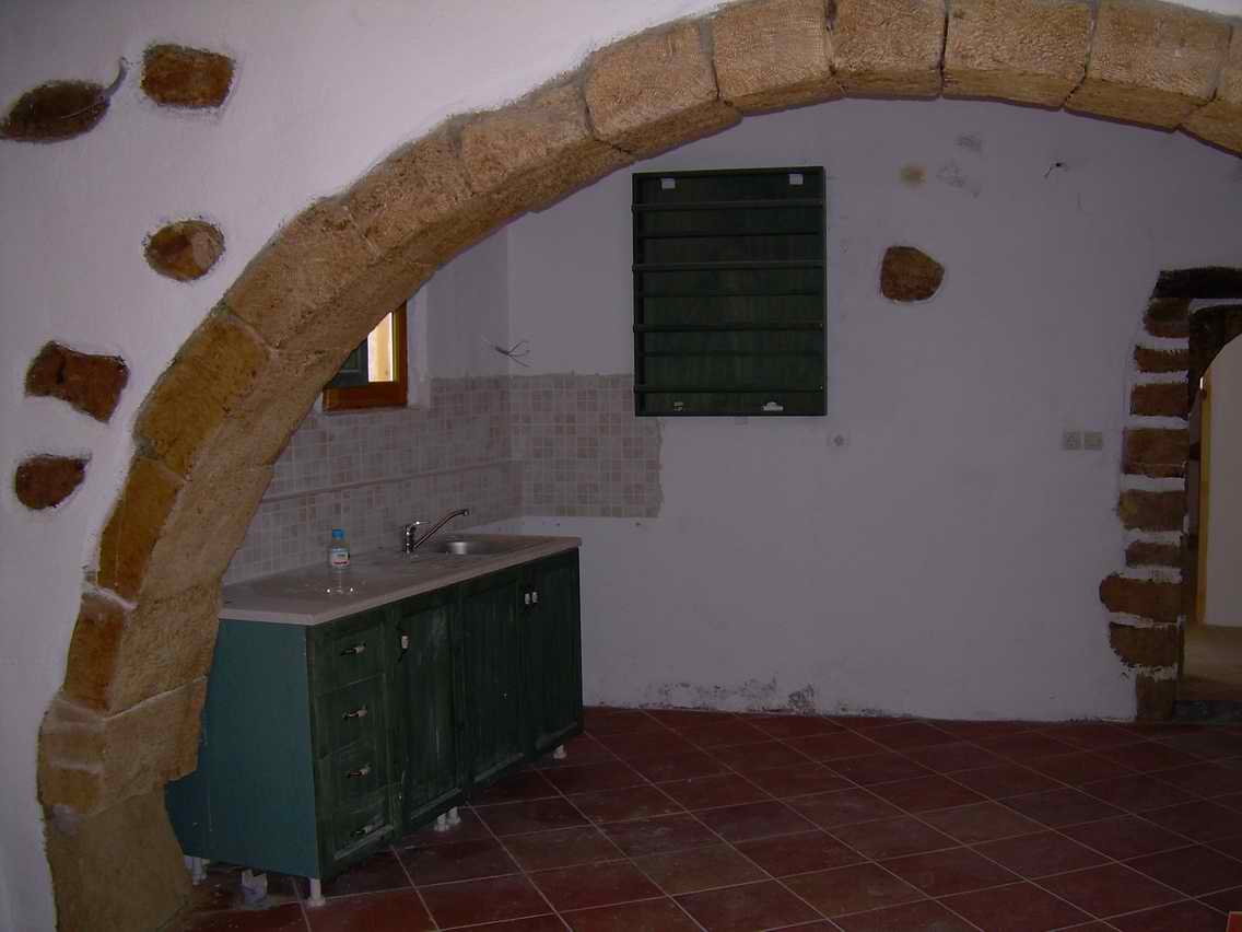 [kitchen.JPG]