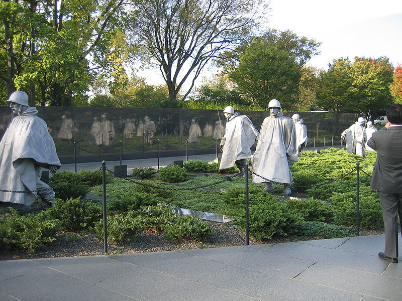 [800px-Image-Korean_War_Memorial_Reflecting_Wall.jpg]