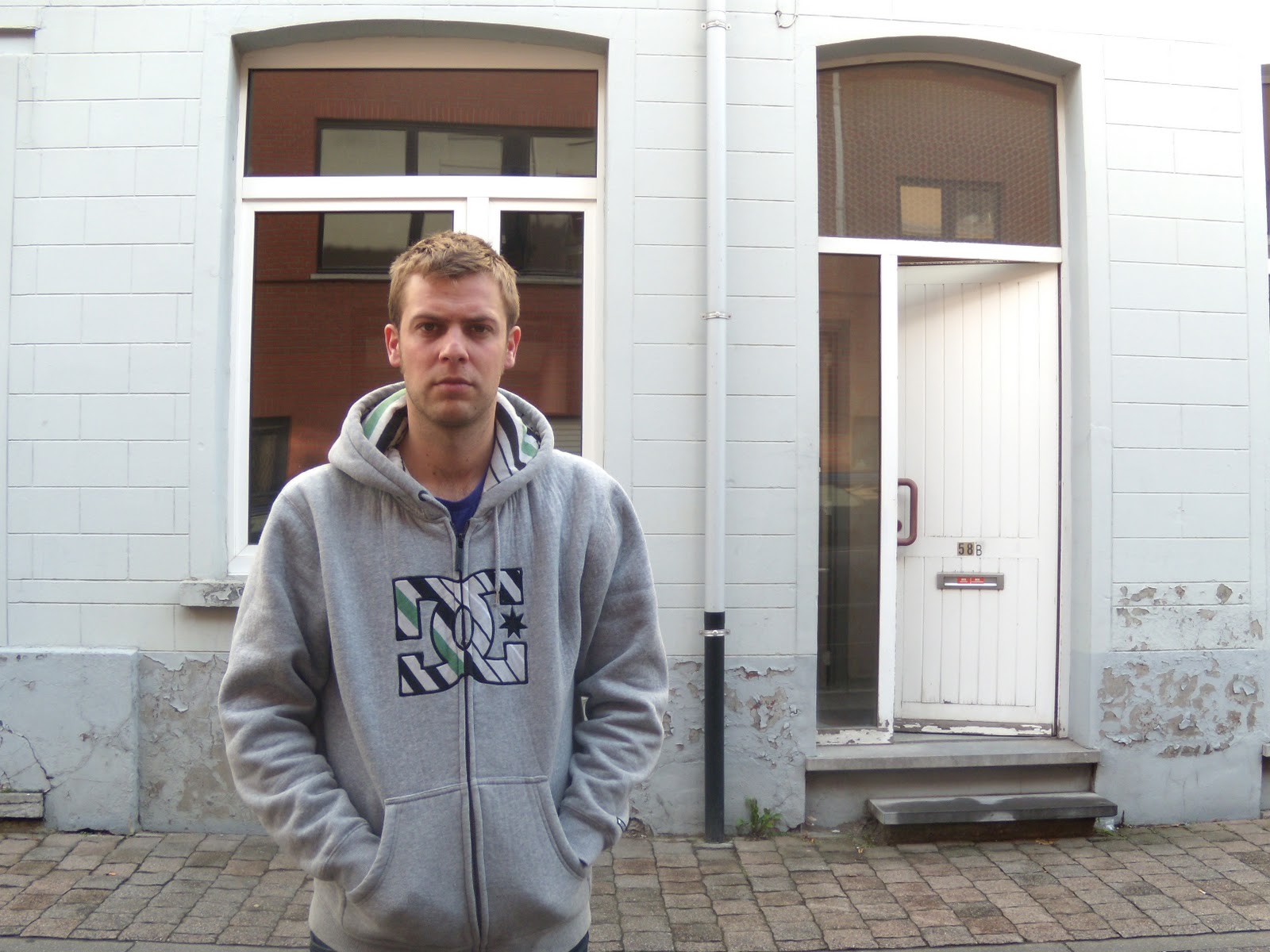Tumult015 Mechelse straathoekwerkers op straat gezet