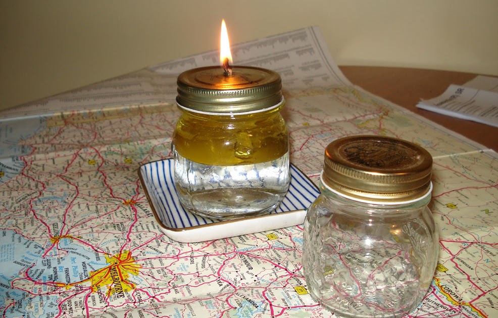 How To Make A Floating Wick Oil Lamp (from a bottle top) 