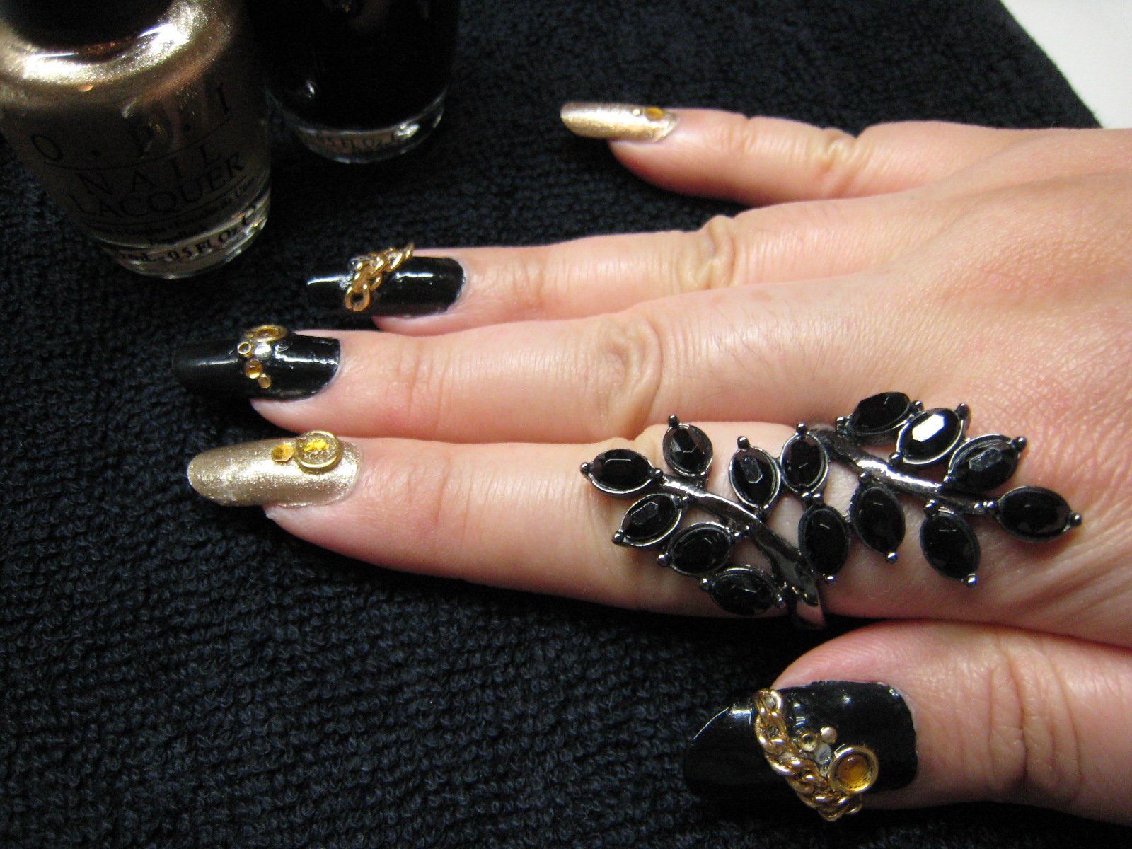 Jin Jin's Adventures Gold Chain Nails